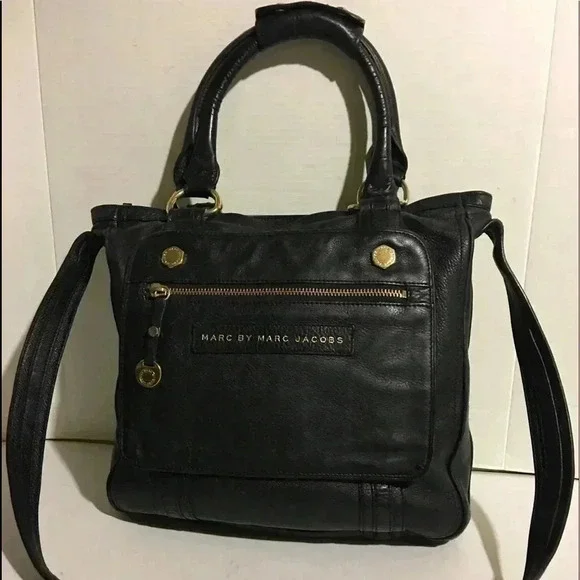 Marc by Marc Jacobs Black leather messenger/bag
