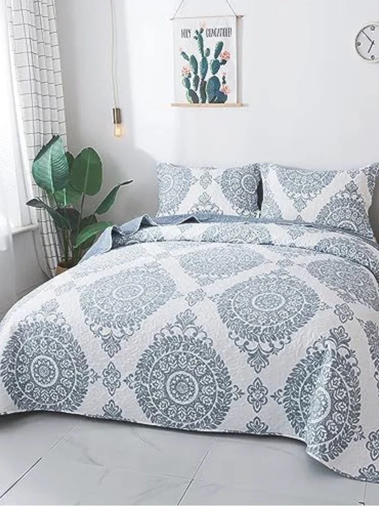 White and Gray Medallion Quilt Set - Home Bedding king