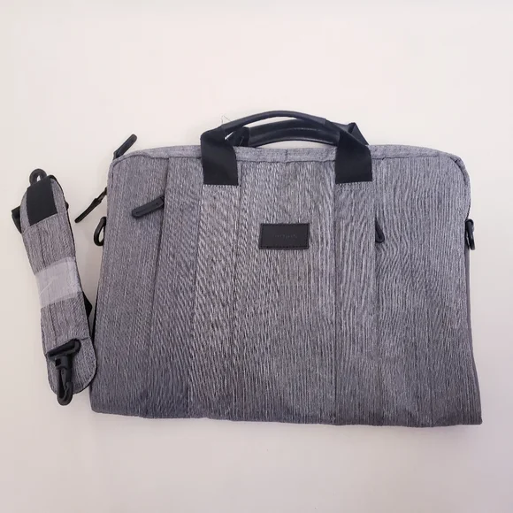 NWOT Targus Gray & Black Laptop Bag