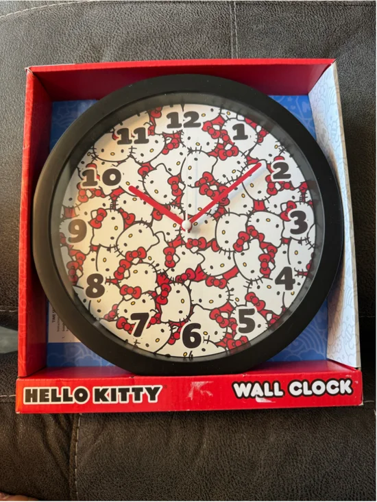 Hello Kitty Sanrio Wall Clock