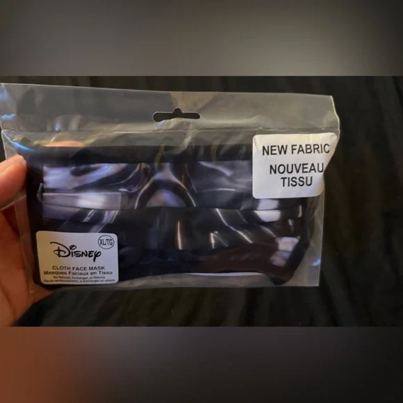 Disney Darth Vader Star Wars face mask