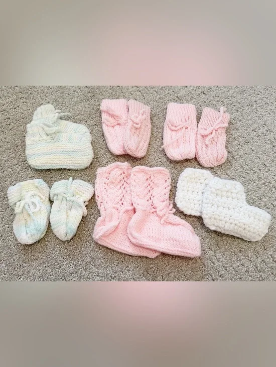 Vintage Baby Crochet Knit Lot 6 Mittens Booties Shoes Pink Pastel 1960s 1970s