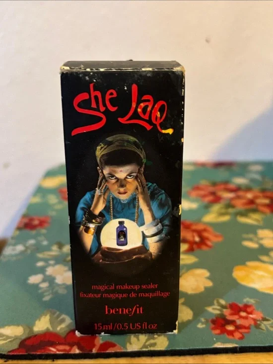 Benefit She Laq Magical Makeup Sealer, Vintage, For Display Only