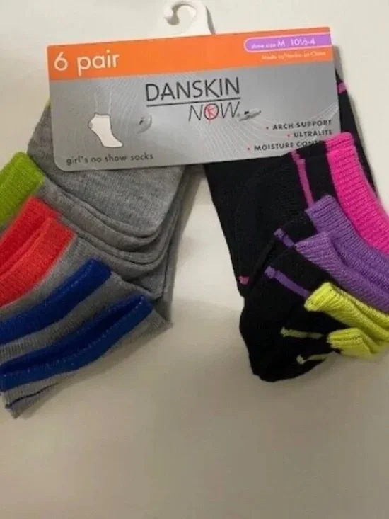 DANSKIN NOW - Girl's No Show Socks ~ Medium ~ NEW