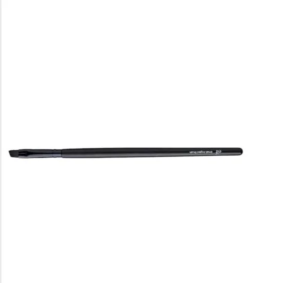 e.l.f.‎ Small Angled Brush