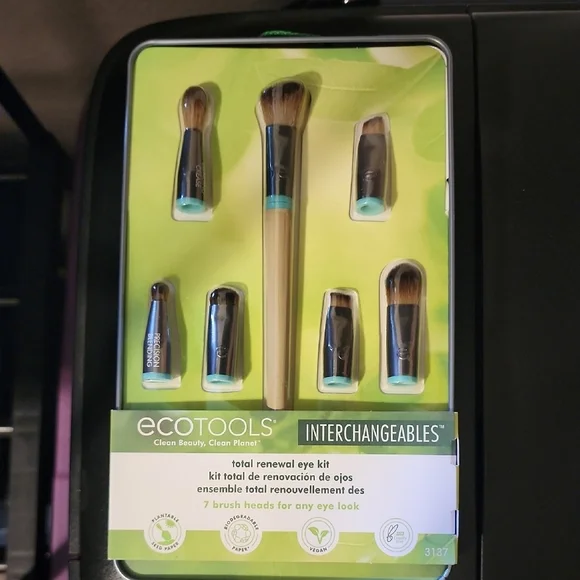Ecotools Interchangeables Total Renewal Eye Makeup Brush Kit! 7 Brushes New!