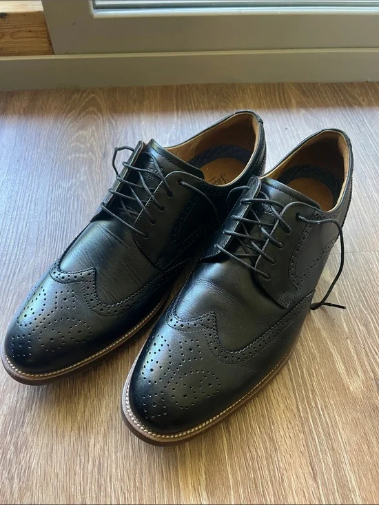 Florsheim Black Leather Wingtip Derby Shoes