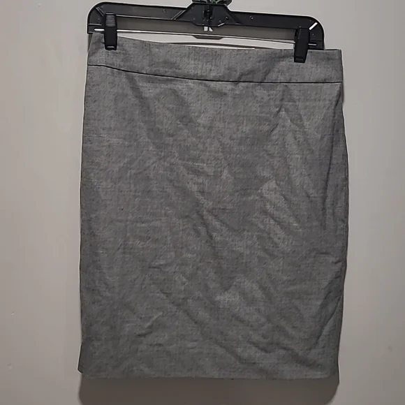 J. CREW SZ 4 gray pencil skirt WSK41