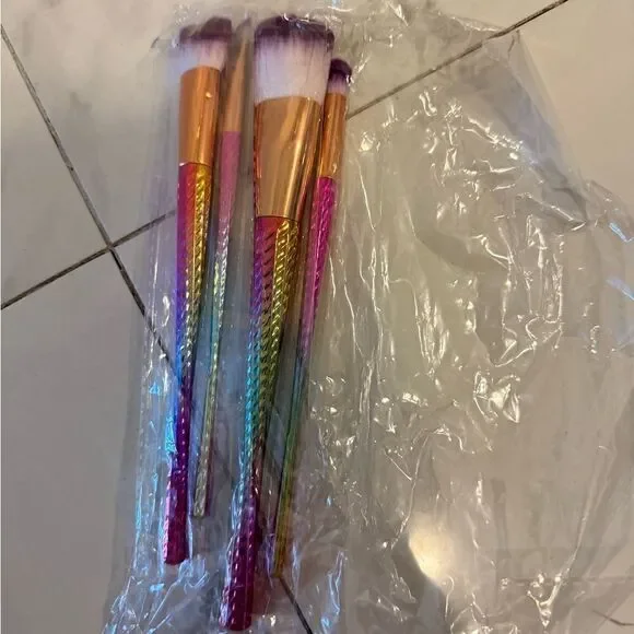 4 make-up brush #16