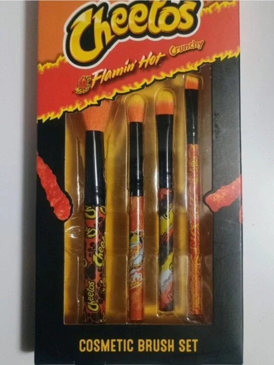 Cheetos Flamin' Hot Cosmetic Brush Set - Orange & Black