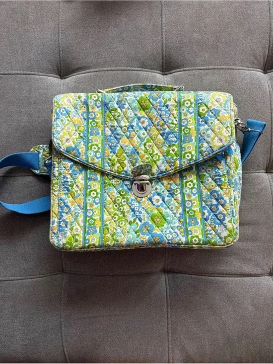Quilted Floral Laptop Crossbody Bag in Blue & Green
