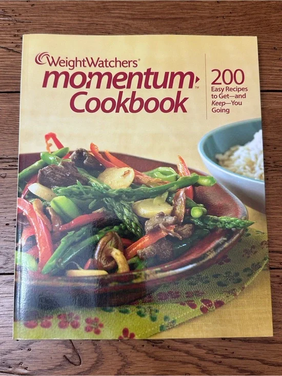 WeightWatchers Momentum Cookbook - Yellow Cover