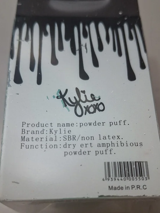 2 Kylie Mint Green Powder Puffs