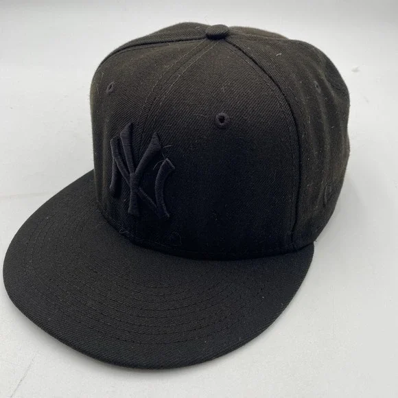 New York‎ Yankees All Black New Era  59fifty Hat blackout Fitted Size 7 1/4
