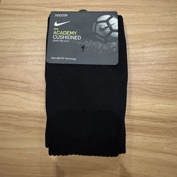 NWT Nike size small unisex socks soccer cushioned black