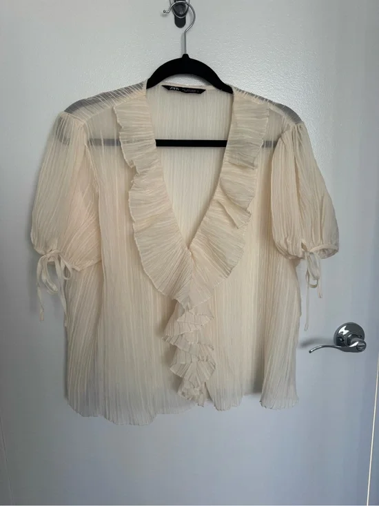 Zara Cream Ruffle V-Neck Blouse