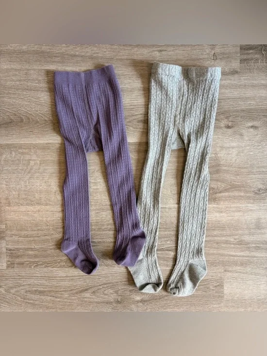 Baby girls footed knit leggings