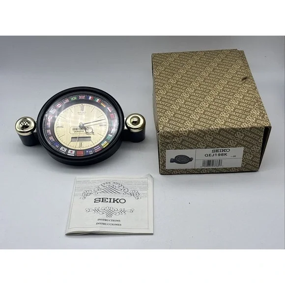 VTG RARE DESK WORLD TIME DUAL TIME  ANALOG DIGITAL ALARM QUARTZ CLOCK 