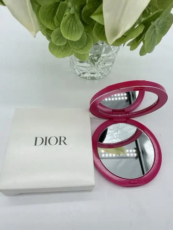 DIOR BEAUTY Mirror De Poche Double Sided Dual Compact HOT PINK Rose