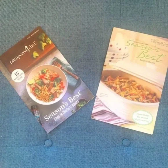 Set 2 Pampered Chef Season's Best‎ Recipe books