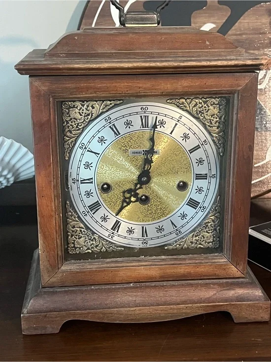 Howard Miller 612-437 Graham Bracket Mantel Clock Westminster 340-020 Untested