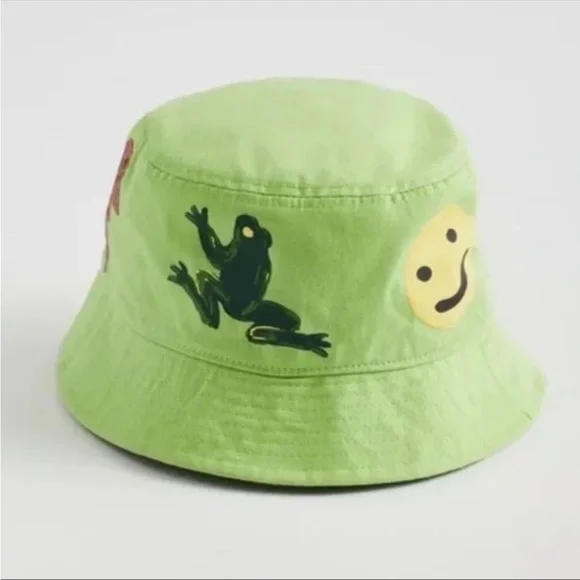 Coney Island Picnic Icon Bucket Hat in Green