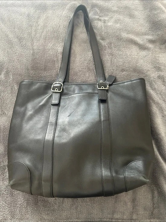 Coach Leather Tote Bag - Black