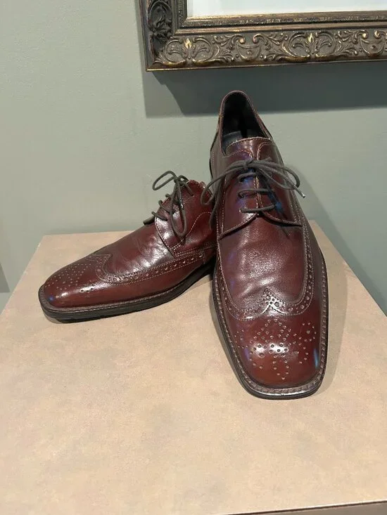 Men's Johnstone & Murphy Square Toe Wing Tipped Shoes - 10