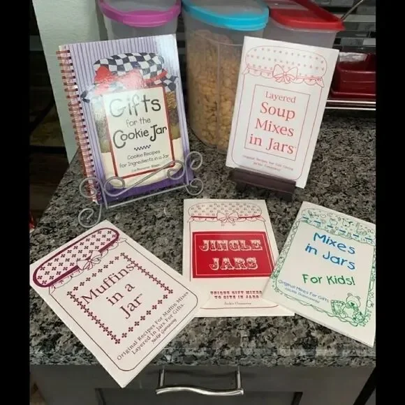 LOT of 5 Gifts In A Jar Cookbooks #CB1