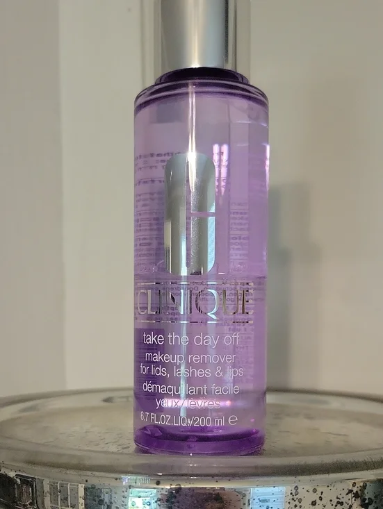 Clinique Take The Day Off Makeup Remover - Purple