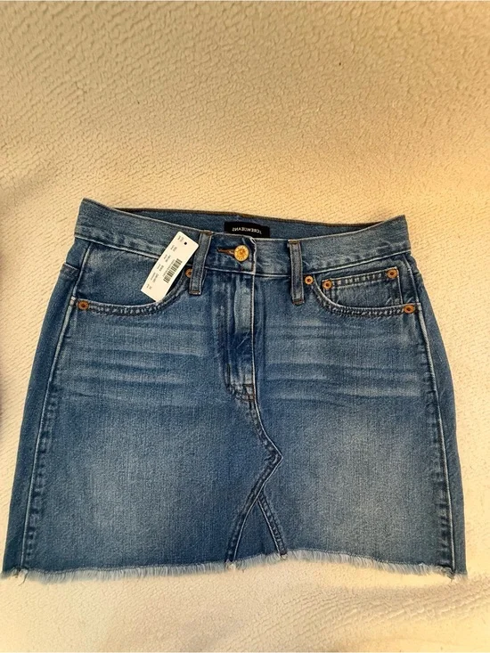 Jcrew Denim Mini Skirt in Medium Blue NEW! Size 0 or 25 waist
