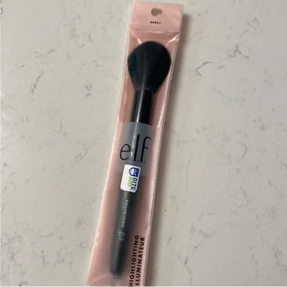 BOGO E.L.F. Highlighter Brush