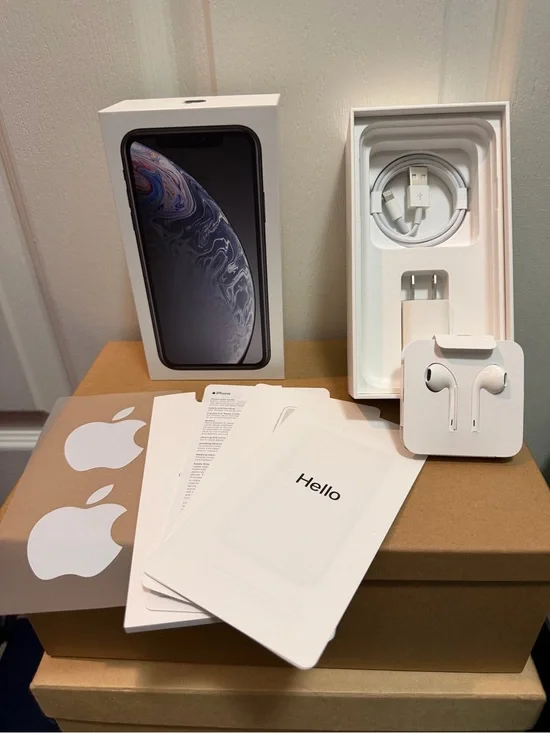 Apple iPhone XR Box + Original Accessories (EarPods, Cable, Wall Brick)