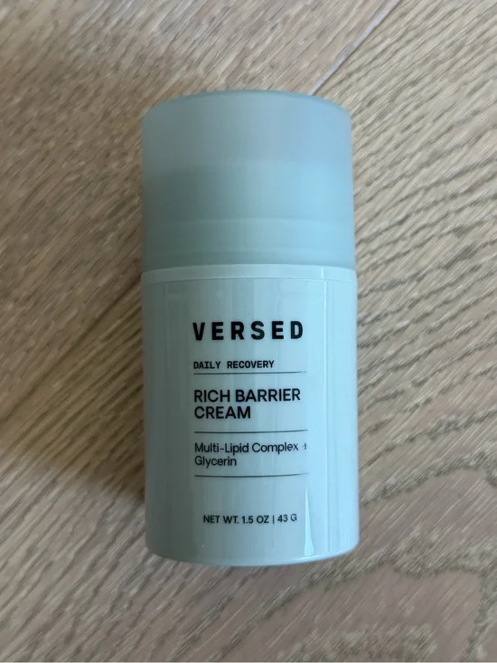 Versed Daily Recovery Rich Barrier Cream