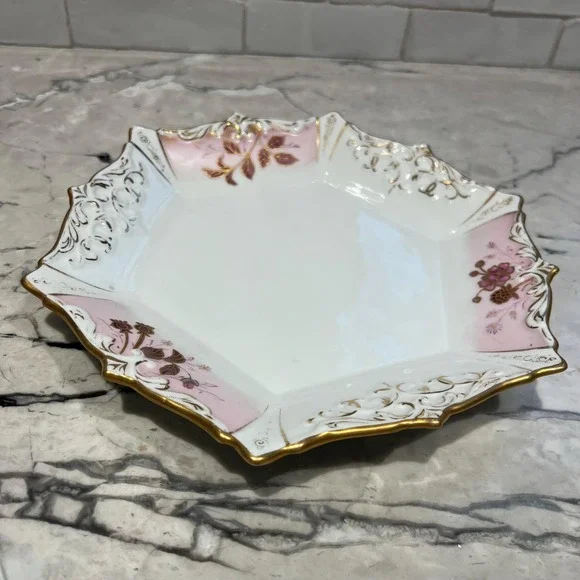 Antique Wilhelm Graef handpainted plate‎