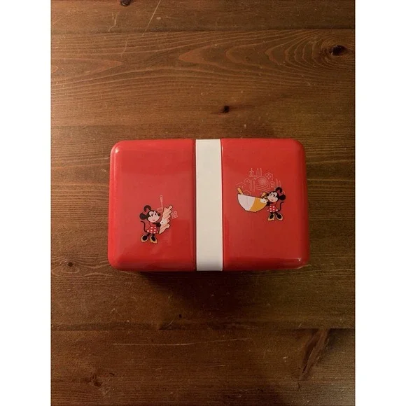 Disney Parks 2025 Food & Wine Scavenger Hunt Prize Bento Box Minnie Mouse