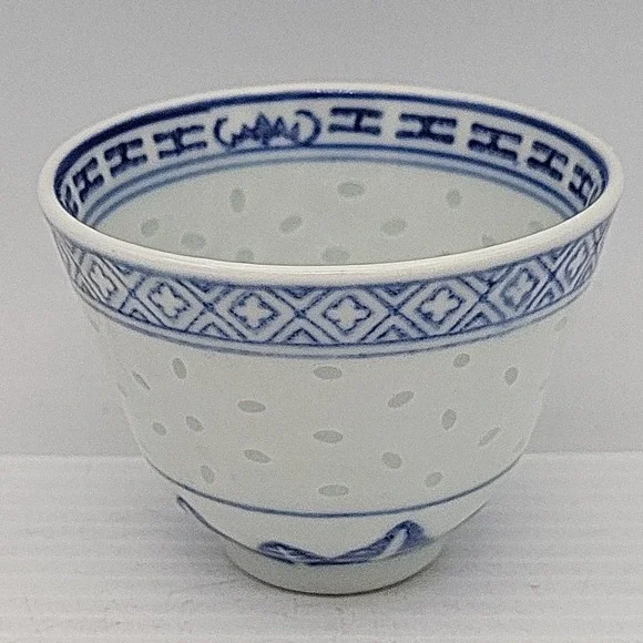 Rice Eyes Blue & White Flower Basket 2 7/8