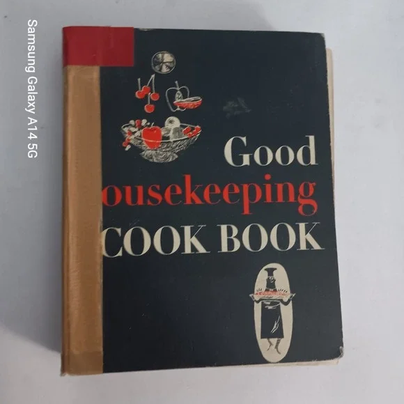 GOOD HOUSEKEEPING Cook Book Vintage 1955 Dorothy Marsh Hardcover Recipes