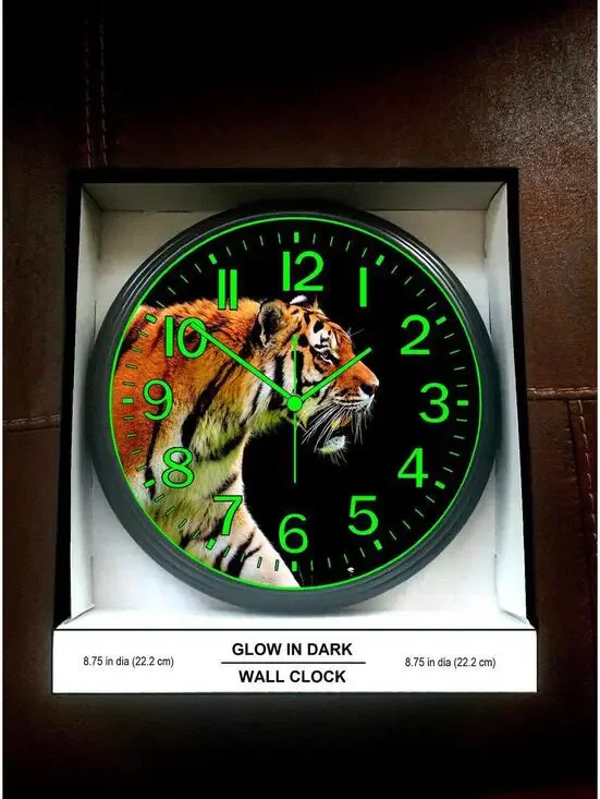 Tiger Cat Glow in the Dark Wall Clock Living room pet Wall Clock