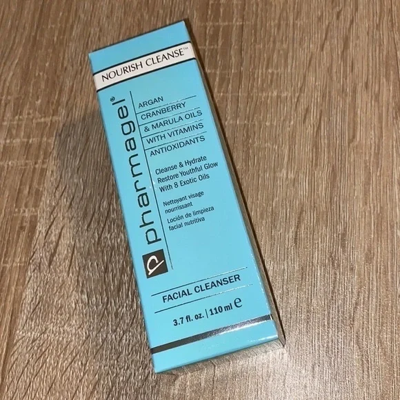Pharmagel facial cleanser NEW hydrates youthful‎ glow argan oil antioxidants