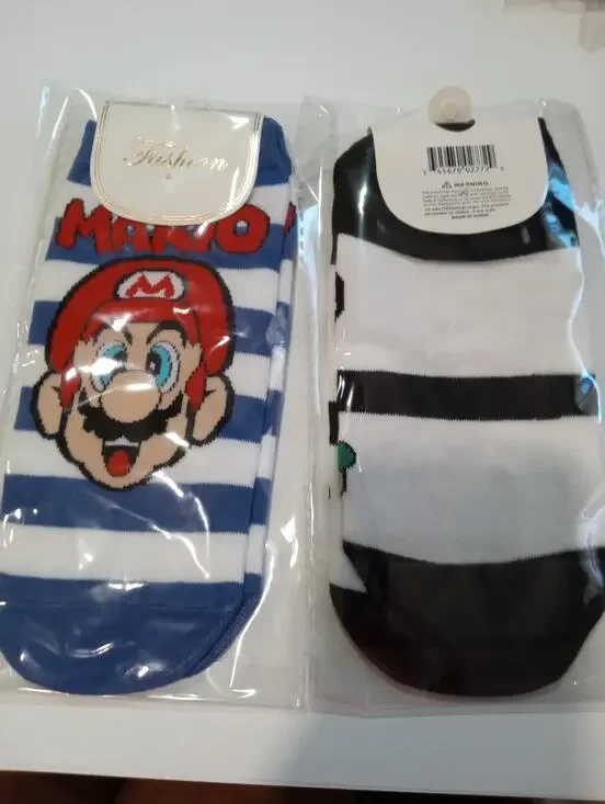 *NEW* Mario inspired Low Cut socks 2 pair Kids size Medium 0424