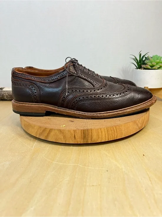 Allen Edmonds Neumok 2.0 Wingtip Oxford – Brown Leather – Men's Size 10D