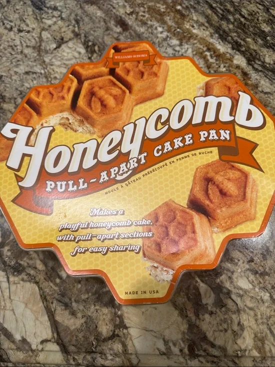 Honeycomb Cake Pan by Williams-Sonoma
