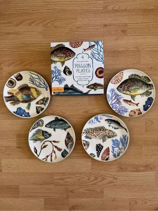 Williams Sonoma 2012 Poisson Marc Lacaze 4 fish plates + original box (Crazing)