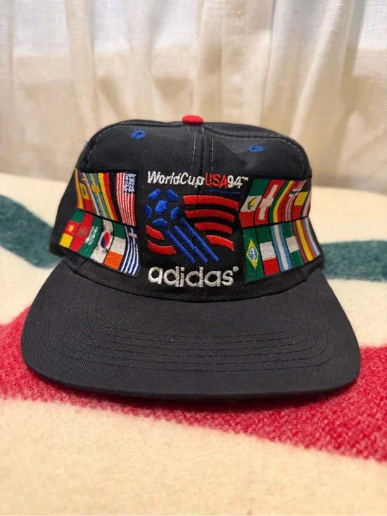 Vintage 90s Adidas Soccer World Cup Hat Cap Snap Back Black Flags Countries