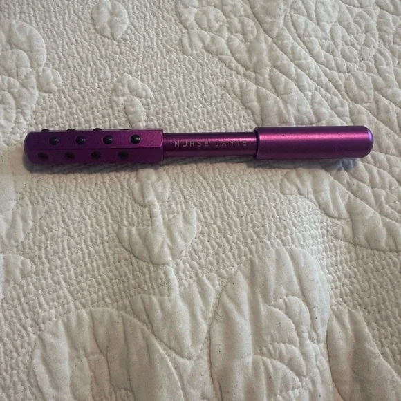 Nurse Jamie Purple Heated Lash Curler
