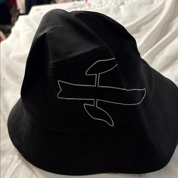 Not a pipe dream Black Bucket Hat