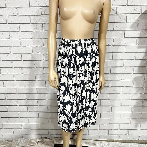 J.Crew 365 Women’s A-Line‎ Midi Skirt in Mirrored Floral