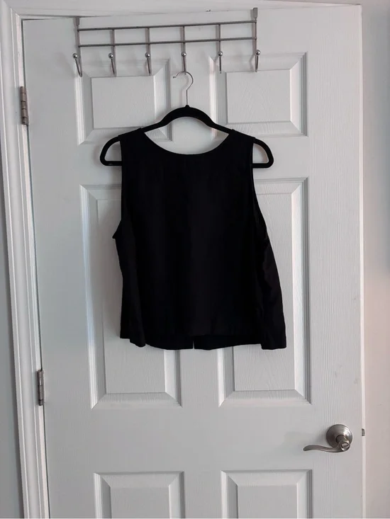 J. Crew Black Sleeveless Crewneck Linen Tank