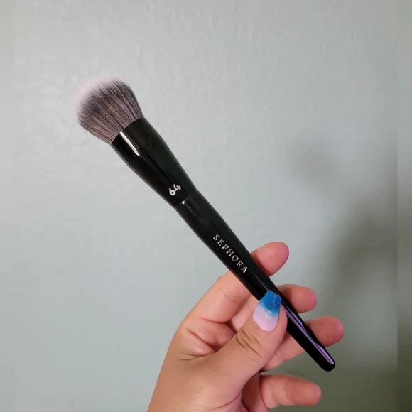 SEPHORA COLLECTION Pro Foundation Brush 64
